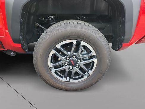 Used 2026 Toyota Tacoma TRD Off-Road AWD/4WD image 14