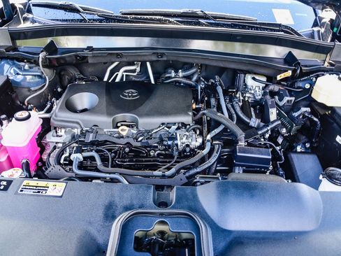 Certified 2024 Toyota Grand Highlander XLE image 32