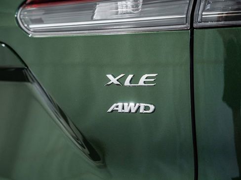 New 2026 Toyota Corolla Cross XLE image 7