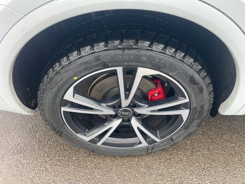 Used 2025 Audi Q5 2.0T Premium Plus image 16