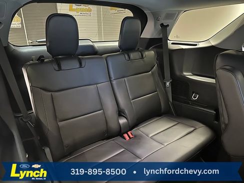Certified 2024 Ford Explorer XLT w/ Equipment Group 202A AWD/4WD image 23