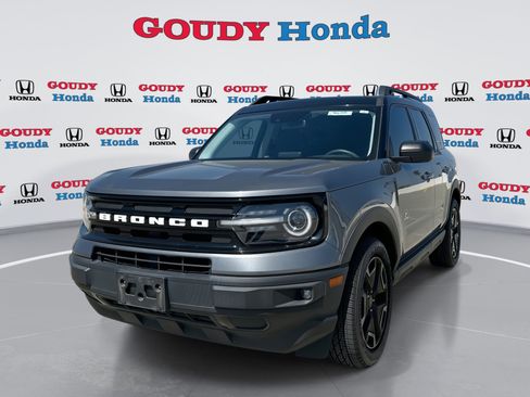 Used 2022 Ford Bronco Sport Outer Banks w/ Tech Package AWD/4WD image 1