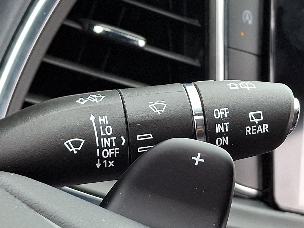Used 2024 Buick Enclave Essence w/ Sport Touring Edition FWD image 27