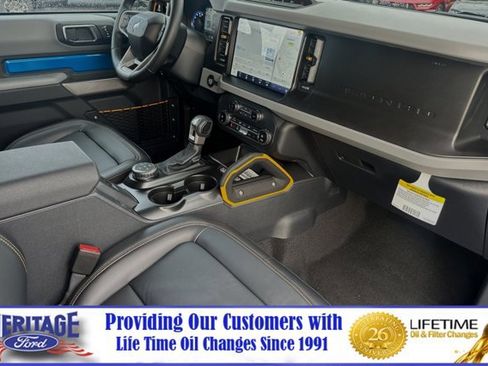 Used 2023 Ford Bronco Badlands w/ Sasquatch Package image 13