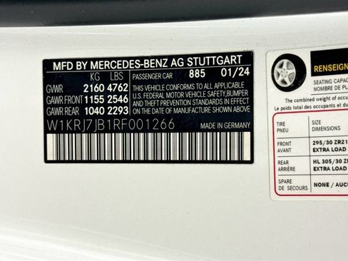 Used 2024 Mercedes-Benz AMG GT 63 image 33