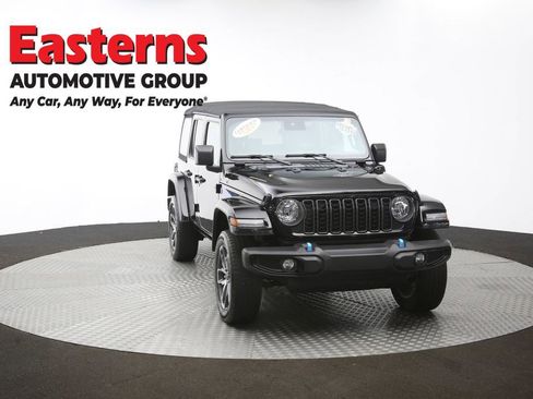 Used 2024 Jeep Wrangler Unlimited AWD/4WD image 54