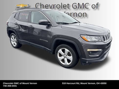 Used 2018 Jeep Compass Latitude w/ Popular Equipment Group image 8