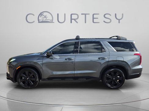 Used 2023 Hyundai Palisade XRT AWD/4WD image 2