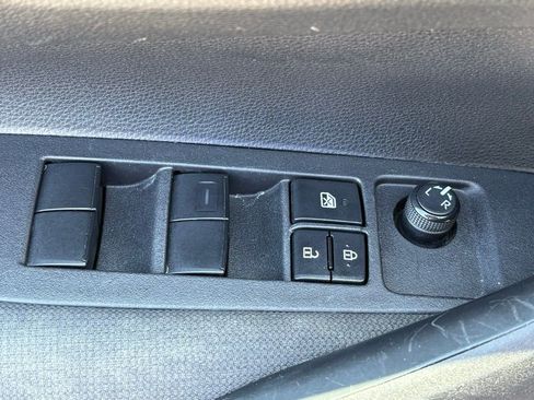 Used 2024 Toyota Corolla LE FWD image 31