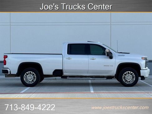 Used 2020 Chevrolet Silverado 2500 High Country image 9