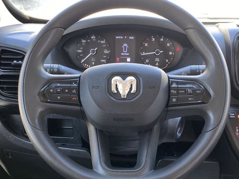 Used 2025 RAM ProMaster 2500 w/ Convenience Group FWD image 24