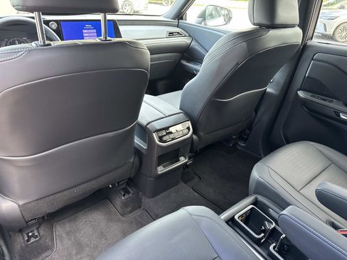 Used 2025 Lexus TX 350 AWD image 13