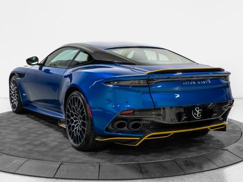 Used 2023 Aston Martin DBS Coupe RWD image 6
