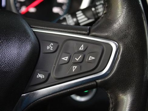 Used 2019 Chevrolet Equinox Premier w/ Premier True North Edition AWD/4WD image 17