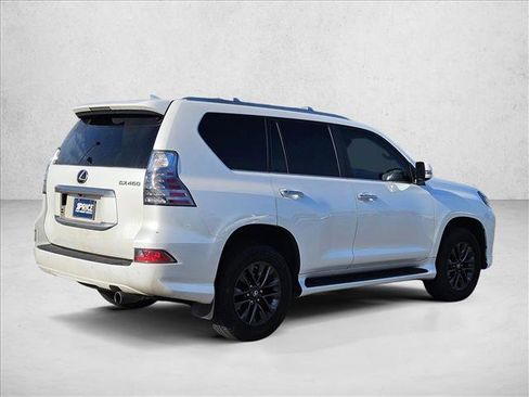Used 2023 Lexus GX 460 Premium image 5