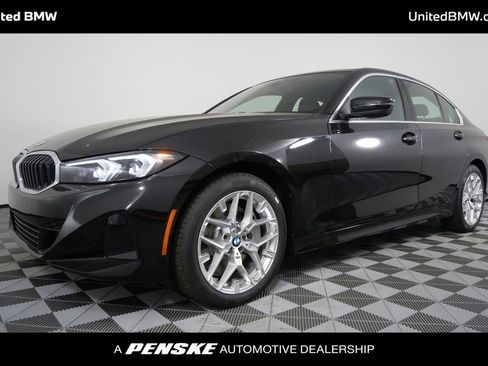 Used 2025 BMW 330i xDrive Sedan w/ Convenience Package image 7