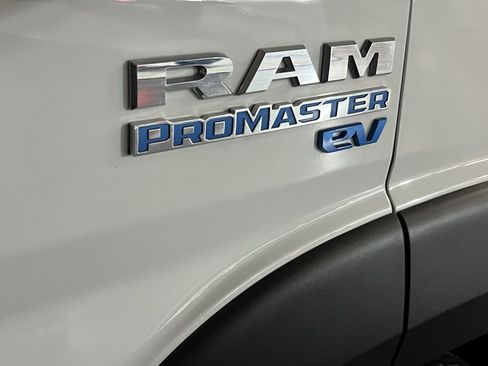 Used 2024 RAM ProMaster 3500 w/ Delivery Van Package image 20
