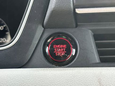 Used 2024 Honda Pilot EX-L image 10