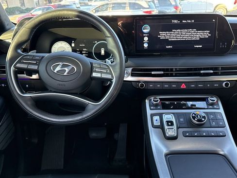 Used 2024 Hyundai Palisade Calligraphy image 4