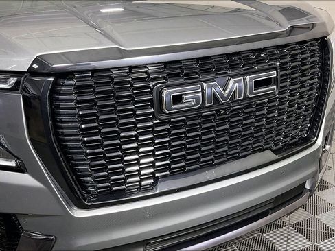 Used 2024 GMC Yukon XL Denali Ultimate image 41