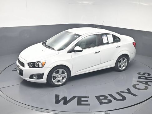 Used 2015 Chevrolet Sonic LTZ FWD image 30