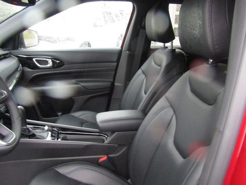 New 2026 Jeep Compass Limited AWD/4WD image 9