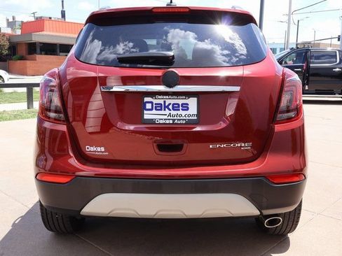 Used 2022 Buick Encore Preferred w/ Safety Package AWD/4WD image 5