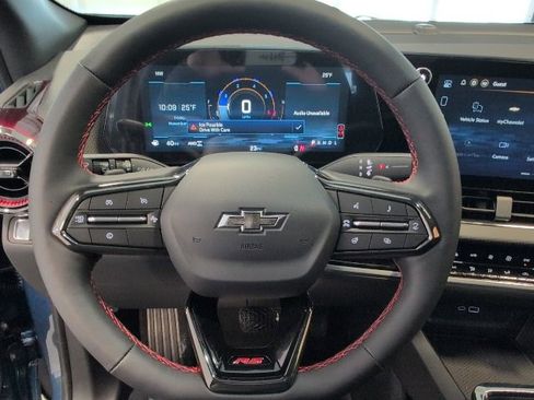 New 2026 Chevrolet Equinox RS w/ Convenience Package III image 19