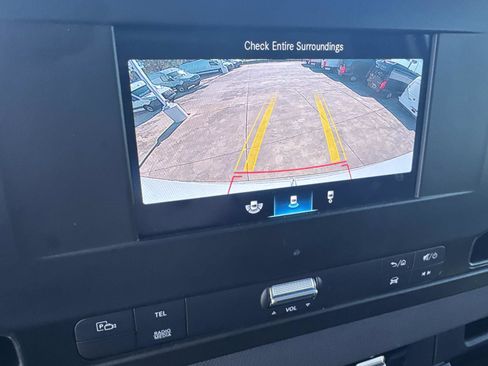 Used 2024 Mercedes-Benz Sprinter 2500 image 25