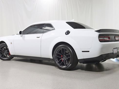 Used 2021 Dodge Challenger R/T Scat Pack image 9
