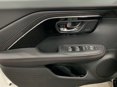 Used 2025 Acura ADX A-Spec image 18