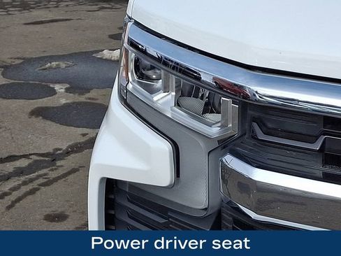 Used 2024 Chevrolet Silverado 1500 LT image 12