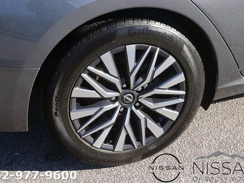 Certified 2024 Nissan Altima 2.5 SV image 8