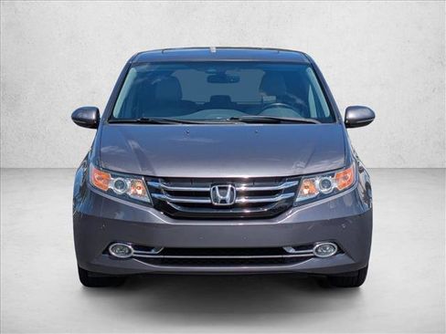 Used 2015 Honda Odyssey Touring Elite image 2