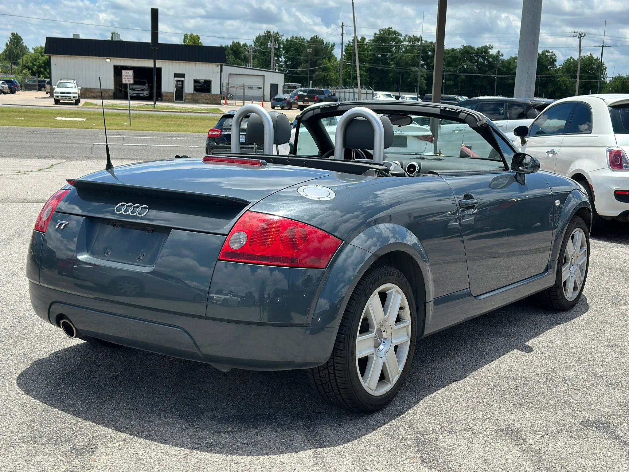 Used 2005 Audi TT 1.8T FWD image 10