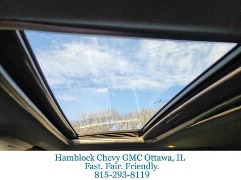 Used 2021 Dodge Challenger GT w/ Plus Package image 19