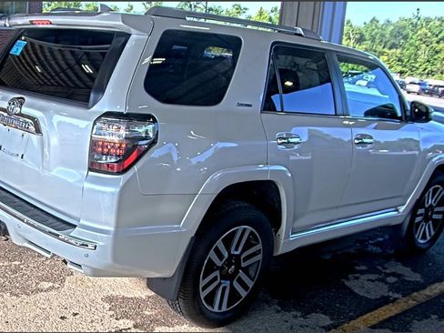 Used 2016 Toyota 4Runner Limited AWD/4WD image 2