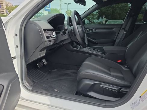 Used 2024 Honda Civic Sport image 11