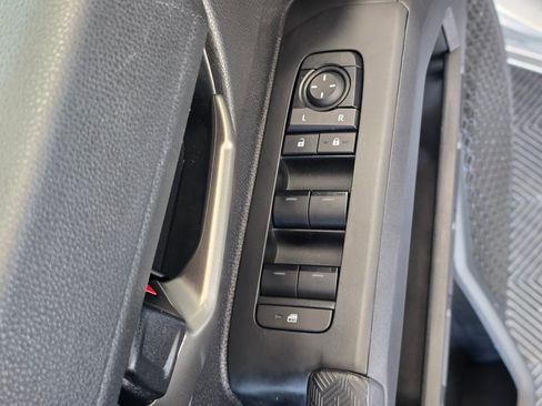Used 2024 Toyota Tacoma TRD Off-Road AWD/4WD image 20