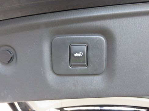 Used 2019 INFINITI QX60 Luxe w/ Essential Package image 20