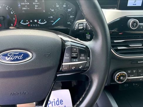 Used 2021 Ford Escape SE w/ Cold Weather Package AWD/4WD image 12