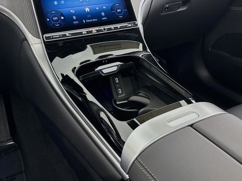 New 2026 Mercedes-Benz GLC 300 4MATIC image 5