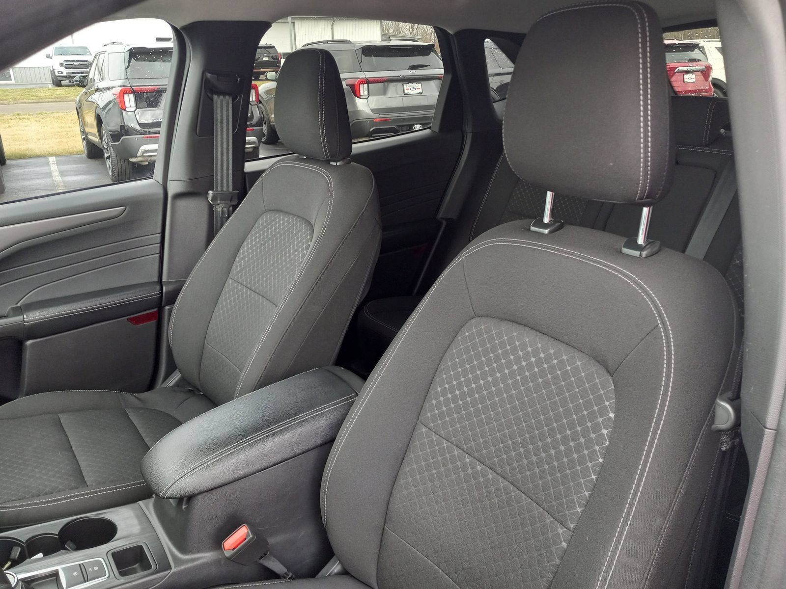 Used 2024 Ford Escape Active w/ Tech Pack #1 AWD/4WD image 14