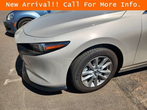 Used 2026 MAZDA MAZDA3 Hatchback w/Premium Plus Pkg AWD/4WD image 6
