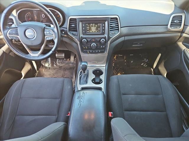 Used 2017 Jeep Grand Cherokee Laredo w/ Quick Order Package 2BE RWD image 22