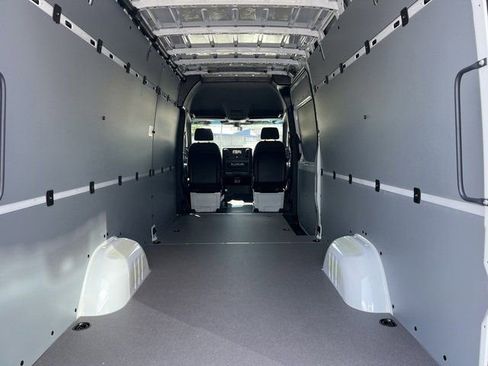 New 2023 Mercedes-Benz Sprinter 2500 image 5