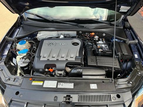 Used 2013 Volkswagen Passat TDI SEL Premium image 10