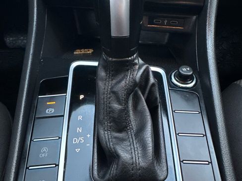 Used 2021 Volkswagen Jetta S w/ Driver Assistance Package image 30