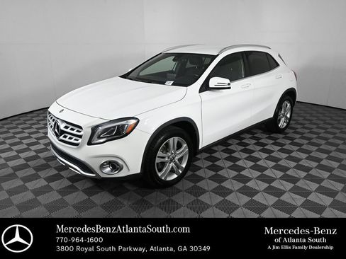 Used 2020 Mercedes-Benz GLA 250 4MATIC image 1