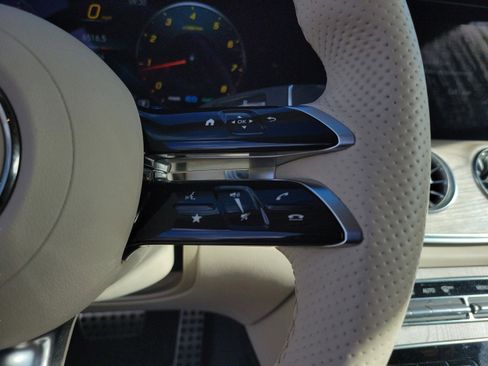 Used 2022 Mercedes-Benz E 450 Cabriolet image 11